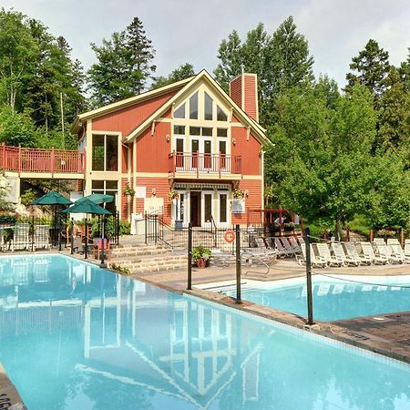 Апартаменты Tremblant Prestige - Les Eaux 207-2 Мон-Трамблан Экстерьер фото