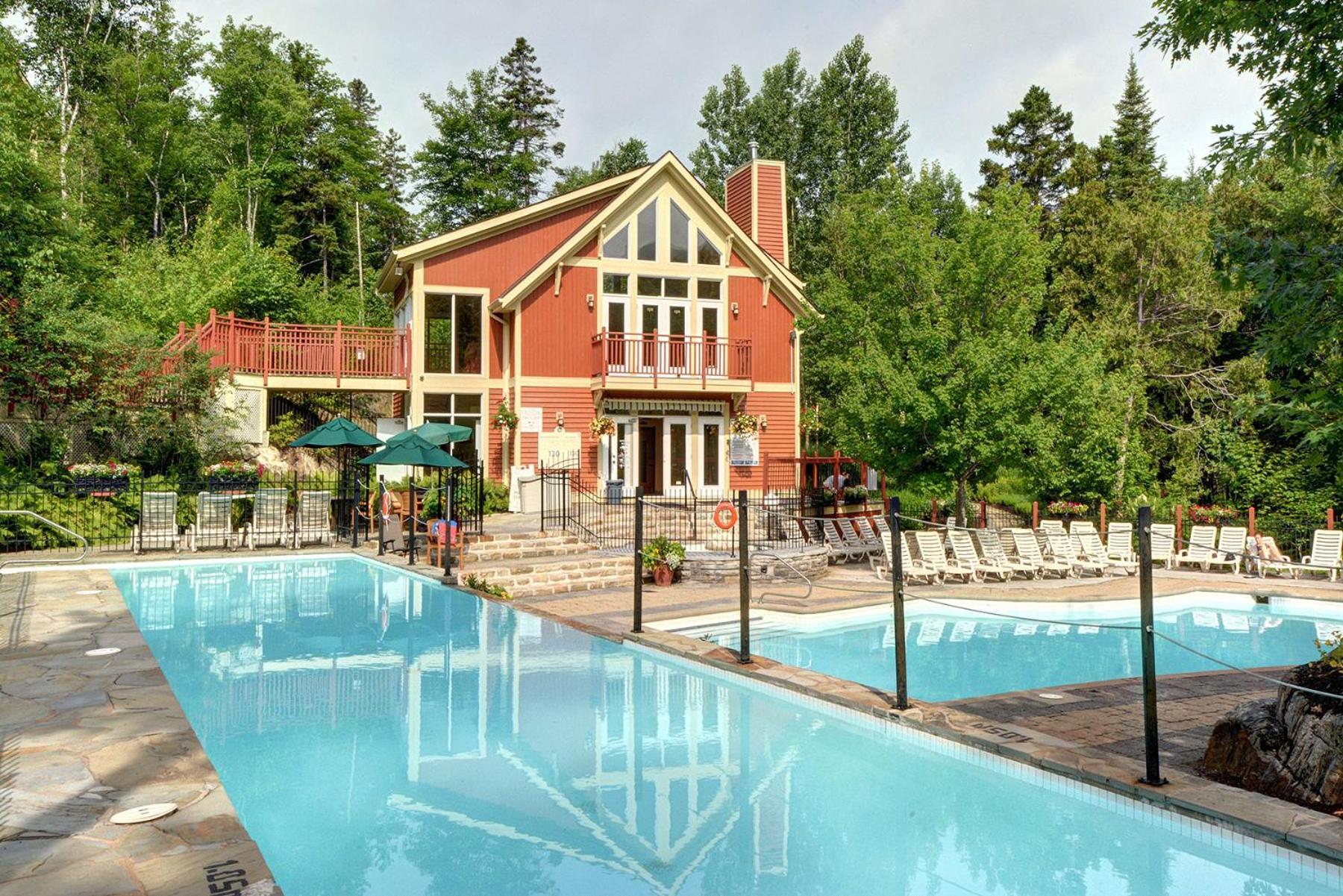 Апартаменты Tremblant Prestige - Les Eaux 207-2 Мон-Трамблан Экстерьер фото